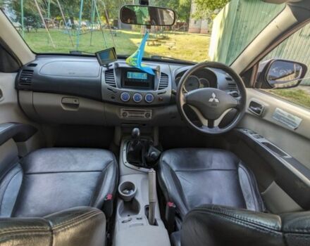 Мицубиси Л 200 2007 в Ровно на Automoto.ua Черный Мицубиси Л 200, объемом двигателя 2.5 л и пробегом 220 тыс. км за 5832 $, фото 2 на Automoto.ua