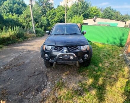 Чорний Міцубісі Л 200, об'ємом двигуна 0 л та пробігом 178 тис. км за 8000 $, фото 4 на Automoto.ua