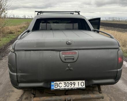 Чорний Міцубісі Л 200, об'ємом двигуна 2.5 л та пробігом 500 тис. км за 9300 $, фото 5 на Automoto.ua