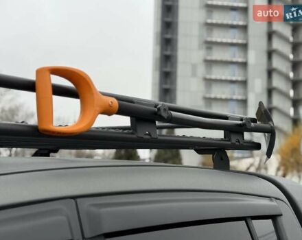 Черный Мицубиси Л 200, объемом двигателя 2.48 л и пробегом 232 тыс. км за 13900 $, фото 36 на Automoto.ua