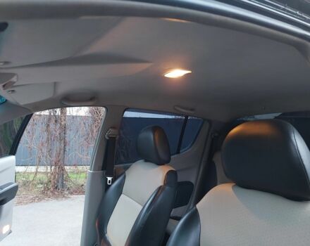 Черный Мицубиси Л 200, объемом двигателя 0 л и пробегом 300 тыс. км за 8000 $, фото 9 на Automoto.ua