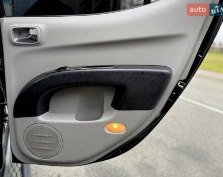 Черный Мицубиси Л 200, объемом двигателя 2.48 л и пробегом 232 тыс. км за 13900 $, фото 44 на Automoto.ua