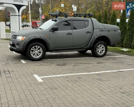 Чорний Міцубісі Л 200, об'ємом двигуна 2.48 л та пробігом 232 тис. км за 14000 $, фото 3 на Automoto.ua