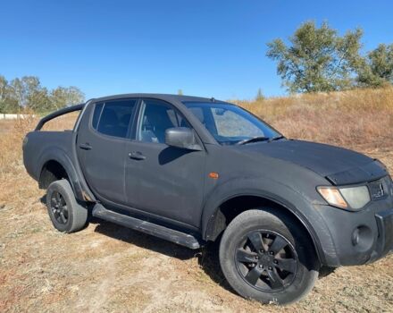 Черный Мицубиси Л 200, объемом двигателя 0 л и пробегом 177 тыс. км за 5500 $, фото 13 на Automoto.ua