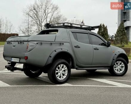 Черный Мицубиси Л 200, объемом двигателя 2.48 л и пробегом 232 тыс. км за 13900 $, фото 17 на Automoto.ua