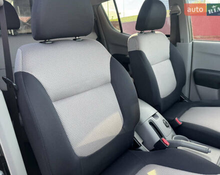 Мицубиси Л 200 2007 в Киеве на Automoto.ua Черный Мицубиси Л 200, объемом двигателя 2.48 л и пробегом 283 тыс. км за 10999 $, фото 10 на Automoto.ua