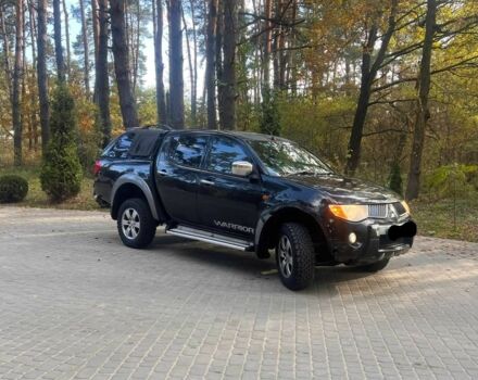 Черный Мицубиси Л 200, объемом двигателя 2.5 л и пробегом 180 тыс. км за 7200 $, фото 5 на Automoto.ua