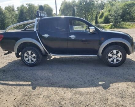 Чорний Міцубісі Л 200, об'ємом двигуна 2.5 л та пробігом 200 тис. км за 8756 $, фото 3 на Automoto.ua