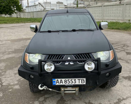 Чорний Міцубісі Л 200, об'ємом двигуна 2.48 л та пробігом 305 тис. км за 15000 $, фото 11 на Automoto.ua