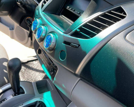 Черный Мицубиси Л 200, объемом двигателя 2.5 л и пробегом 221 тыс. км за 12800 $, фото 24 на Automoto.ua