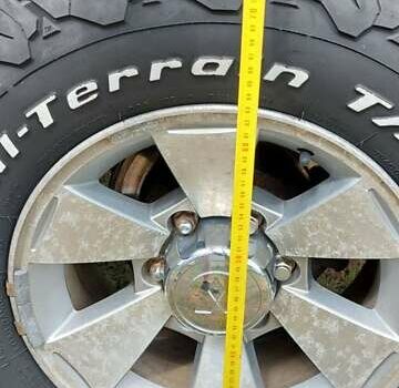 Черный Мицубиси Л 200, объемом двигателя 2.48 л и пробегом 392 тыс. км за 15500 $, фото 7 на Automoto.ua