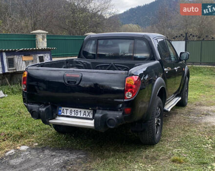 Черный Мицубиси Л 200, объемом двигателя 0 л и пробегом 400 тыс. км за 8500 $, фото 7 на Automoto.ua