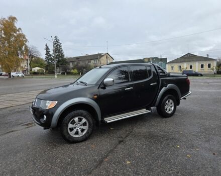 Чорний Міцубісі Л 200, об'ємом двигуна 2.5 л та пробігом 302 тис. км за 12500 $, фото 7 на Automoto.ua