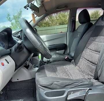 Черный Мицубиси Л 200, объемом двигателя 2.48 л и пробегом 392 тыс. км за 15500 $, фото 24 на Automoto.ua