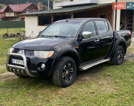 Черный Мицубиси Л 200, объемом двигателя 0 л и пробегом 400 тыс. км за 8500 $, фото 3 на Automoto.ua