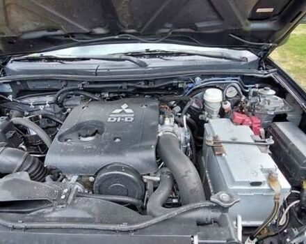 Черный Мицубиси Л 200, объемом двигателя 2.48 л и пробегом 392 тыс. км за 15500 $, фото 16 на Automoto.ua