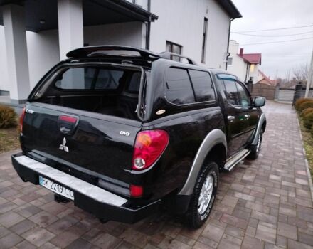 Чорний Міцубісі Л 200, об'ємом двигуна 2.5 л та пробігом 220 тис. км за 10500 $, фото 3 на Automoto.ua