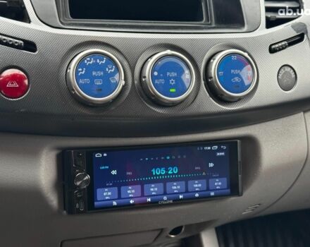 Чорний Міцубісі Л 200, об'ємом двигуна 2.5 л та пробігом 330 тис. км за 9890 $, фото 14 на Automoto.ua