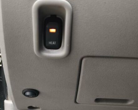 Черный Мицубиси Л 200, объемом двигателя 2.48 л и пробегом 260 тыс. км за 9500 $, фото 11 на Automoto.ua