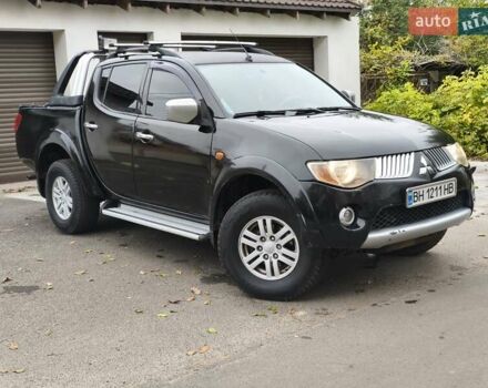 Черный Мицубиси Л 200, объемом двигателя 2.48 л и пробегом 260 тыс. км за 9500 $, фото 7 на Automoto.ua