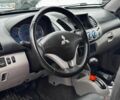 Чорний Міцубісі Л 200, об'ємом двигуна 2.5 л та пробігом 330 тис. км за 9890 $, фото 11 на Automoto.ua