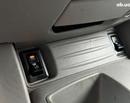 Чорний Міцубісі Л 200, об'ємом двигуна 2.5 л та пробігом 330 тис. км за 9890 $, фото 13 на Automoto.ua