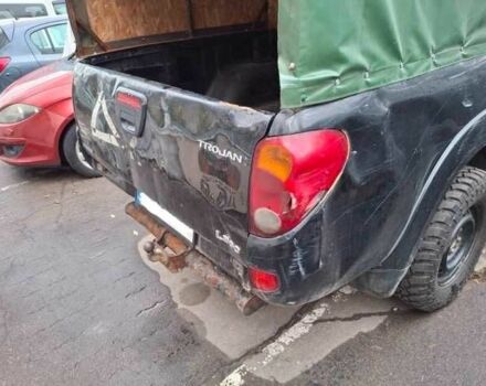 Чорний Міцубісі Л 200, об'ємом двигуна 2.5 л та пробігом 270 тис. км за 4500 $, фото 13 на Automoto.ua