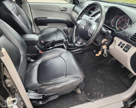 Черный Мицубиси Л 200, объемом двигателя 2.5 л и пробегом 114 тыс. км за 8748 $, фото 14 на Automoto.ua