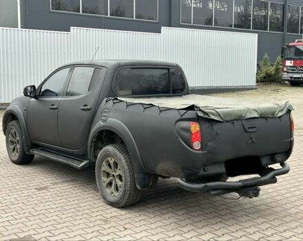 Чорний Міцубісі Л 200, об'ємом двигуна 2.5 л та пробігом 128 тис. км за 5650 $, фото 4 на Automoto.ua