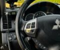 Черный Мицубиси Л 200, объемом двигателя 2.5 л и пробегом 180 тыс. км за 4400 $, фото 2 на Automoto.ua