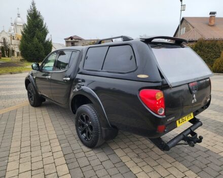 Черный Мицубиси Л 200, объемом двигателя 2.5 л и пробегом 114 тыс. км за 8748 $, фото 8 на Automoto.ua