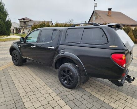 Черный Мицубиси Л 200, объемом двигателя 2.5 л и пробегом 114 тыс. км за 8748 $, фото 9 на Automoto.ua