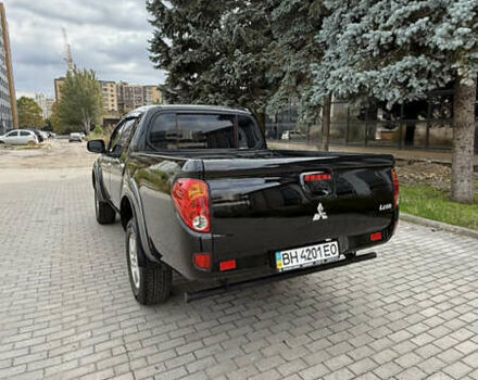 Міцубісі Л 200 2013 у Одесі на Automoto.ua Чорний Міцубісі Л 200, об'ємом двигуна 2.48 л та пробігом 94 тис. км за 14800 $, фото 5 на Automoto.ua