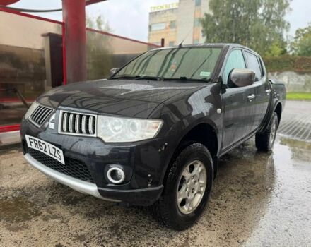 Чорний Міцубісі Л 200, об'ємом двигуна 2.5 л та пробігом 163 тис. км за 7800 $, фото 1 на Automoto.ua