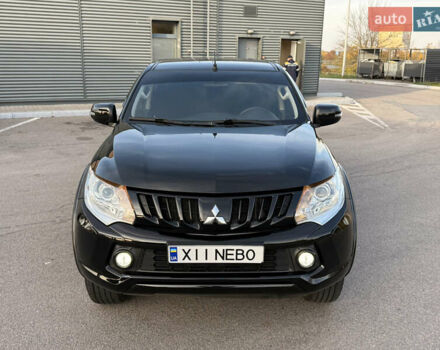 Чорний Міцубісі Л 200, об'ємом двигуна 2.44 л та пробігом 190 тис. км за 19900 $, фото 3 на Automoto.ua