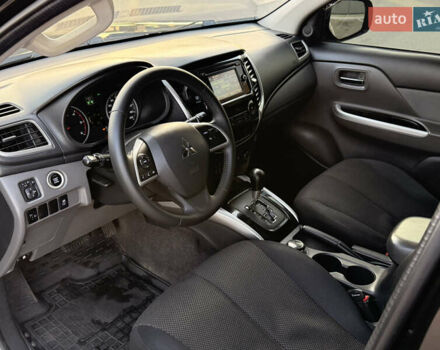 Чорний Міцубісі Л 200, об'ємом двигуна 2.44 л та пробігом 190 тис. км за 19900 $, фото 37 на Automoto.ua