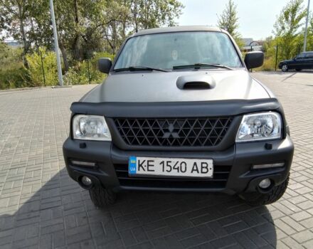 Чорний Міцубісі Л 200, об'ємом двигуна 2.5 л та пробігом 260 тис. км за 7000 $, фото 3 на Automoto.ua