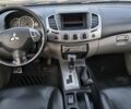 Черный Мицубиси Л 200, объемом двигателя 2.5 л и пробегом 182 тыс. км за 3800 $, фото 8 на Automoto.ua