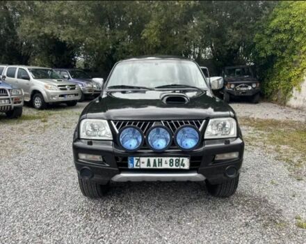 Чорний Міцубісі Л 200, об'ємом двигуна 0 л та пробігом 267 тис. км за 3300 $, фото 1 на Automoto.ua