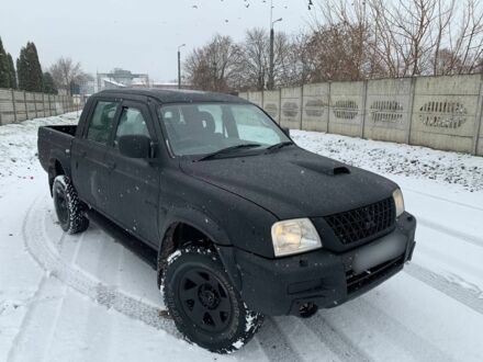 Чорний Міцубісі Л 200, об'ємом двигуна 2.5 л та пробігом 250 тис. км за 4900 $, фото 1 на Automoto.ua