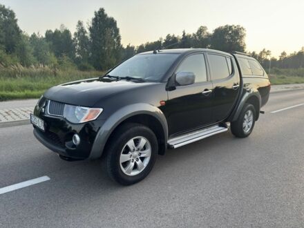 Мицубиси Л 200 2007 в Сумах на Automoto.ua Черный Мицубиси Л 200, объемом двигателя 2.5 л и пробегом 210 тыс. км за 5455 $, фото 1 на Automoto.ua
