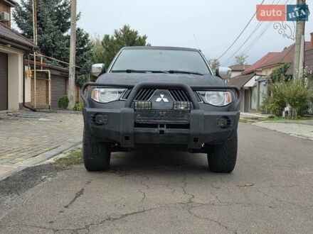 Мицубиси Л 200 2007 в Одессе на Automoto.ua Черный Мицубиси Л 200, объемом двигателя 2.48 л и пробегом 186 тыс. км за 12200 $, фото 1 на Automoto.ua