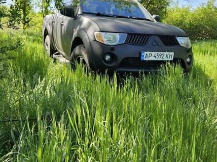 Мицубиси Л 200 2008 в Запорожье на Automoto.ua Черный Мицубиси Л 200, объемом двигателя 2.5 л и пробегом 410 тыс. км за 10699 $, фото 1 на Automoto.ua