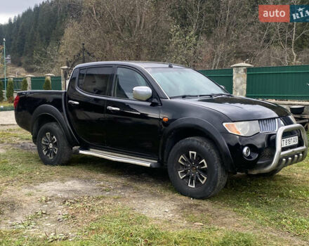 Черный Мицубиси Л 200, объемом двигателя 0 л и пробегом 400 тыс. км за 8500 $, фото 1 на Automoto.ua