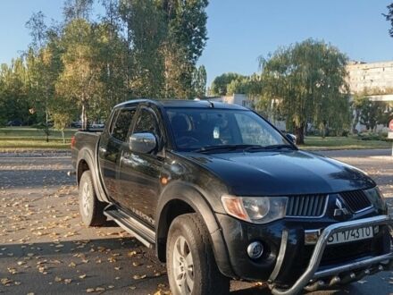 Чорний Міцубісі Л 200, об'ємом двигуна 2.5 л та пробігом 2 тис. км за 5200 $, фото 1 на Automoto.ua