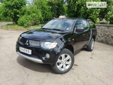 Міцубісі Л 200 2008 у Смеле на Automoto.ua Чорний Міцубісі Л 200, об'ємом двигуна 2.5 л та пробігом 280 тис. км за 12100 $, фото 1 на Automoto.ua
