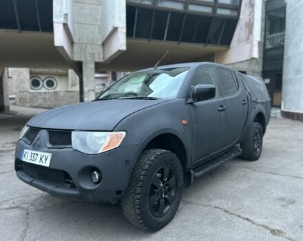 Чорний Міцубісі Л 200, об'ємом двигуна 2.5 л та пробігом 262 тис. км за 5700 $, фото 1 на Automoto.ua