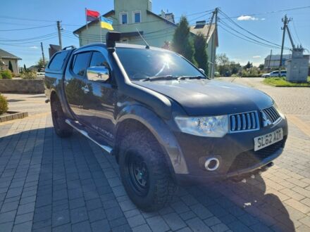 Чорний Міцубісі Л 200, об'ємом двигуна 2.5 л та пробігом 153 тис. км за 8831 $, фото 1 на Automoto.ua