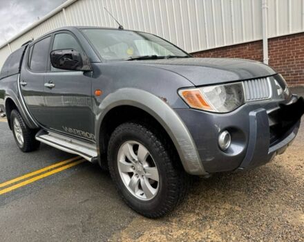 Фіолетовий Міцубісі Л 200, об'ємом двигуна 2.5 л та пробігом 130 тис. км за 7000 $, фото 4 на Automoto.ua