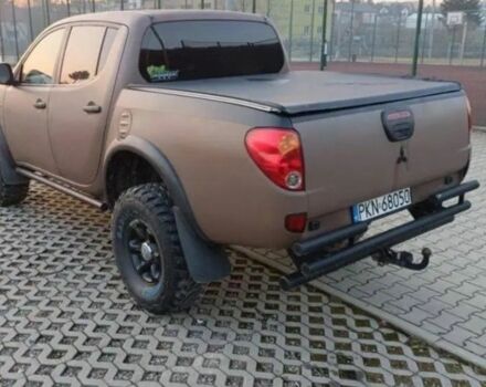 Коричневый Мицубиси Л 200, объемом двигателя 2.5 л и пробегом 298 тыс. км за 3250 $, фото 3 на Automoto.ua